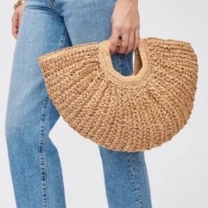 NWOT Bohemian Chic Beach Woven Tan Handbag Coastal Vacation Summer Resort